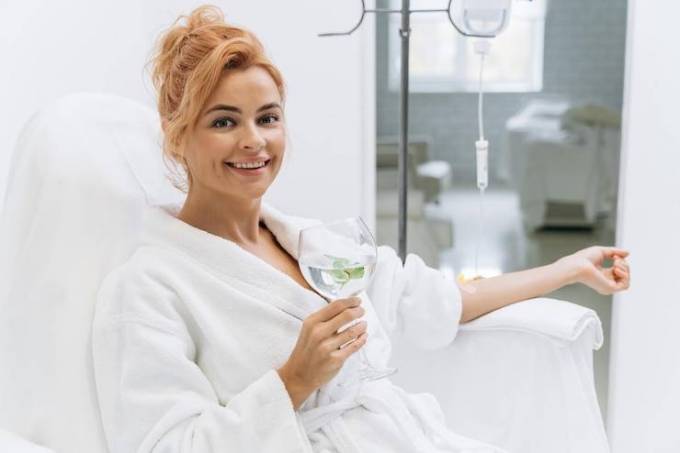 IV Drips For Glowing, Younger-Looking Skin: How It Works