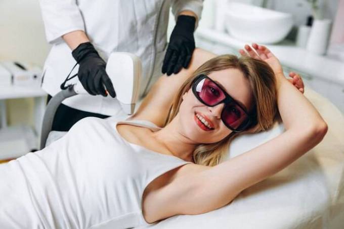 Full Body Laser Hair Removal: Painless and Effective?