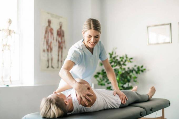 Heal Faster, Feel Better: Home Physiotherapy