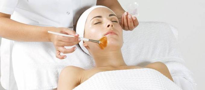 Chemical Peels: A Step-by-Step Guide to the Chemical Peeling Process