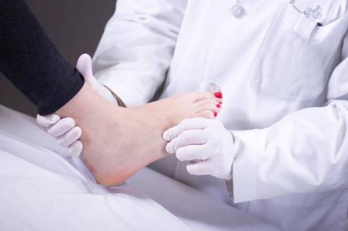 How Does Botox for Foot Sweating Work?