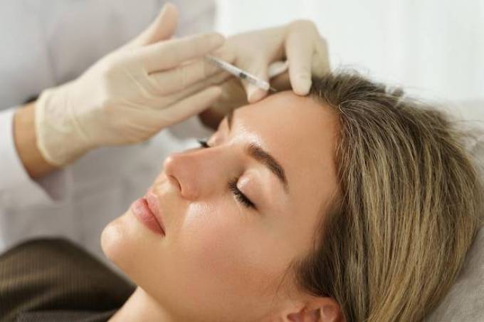 Can Dermal Fillers Injections Be Used for Chin Enhancement?